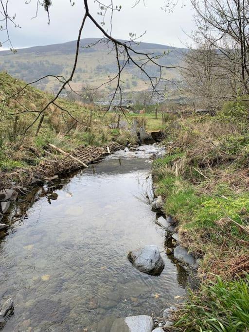 Yr Hen Siop - 4 Bed Welsh Cottage In Snowdonia Penmachno ภายนอก รูปภาพ